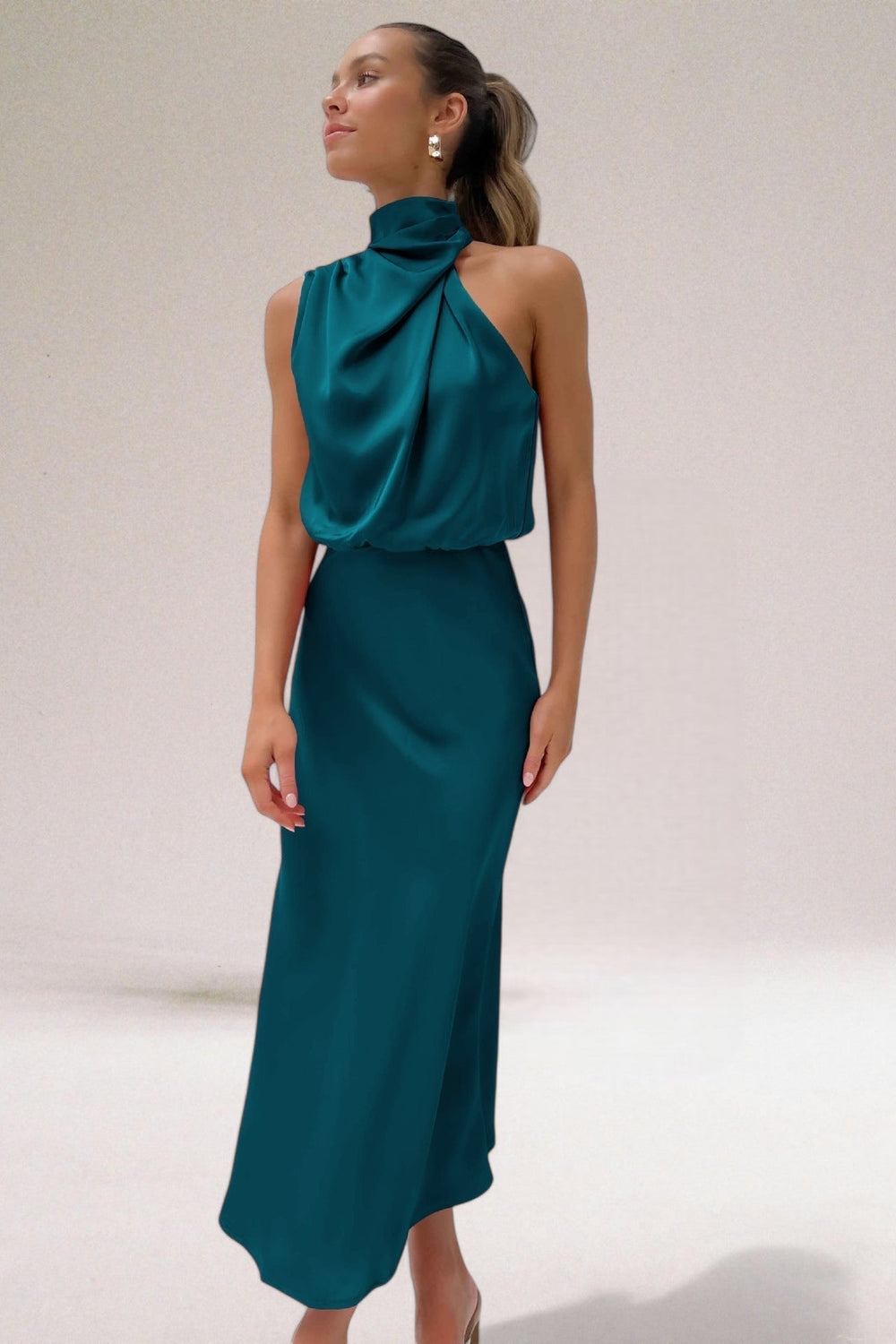 Eloro – Women’s Satin Halter Gown with Flowy Silhouette