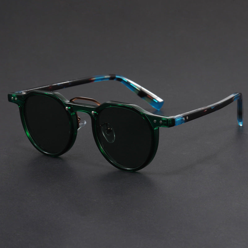 Eloro – Venture Sunglasses with UV400 Protection and Angular Frame