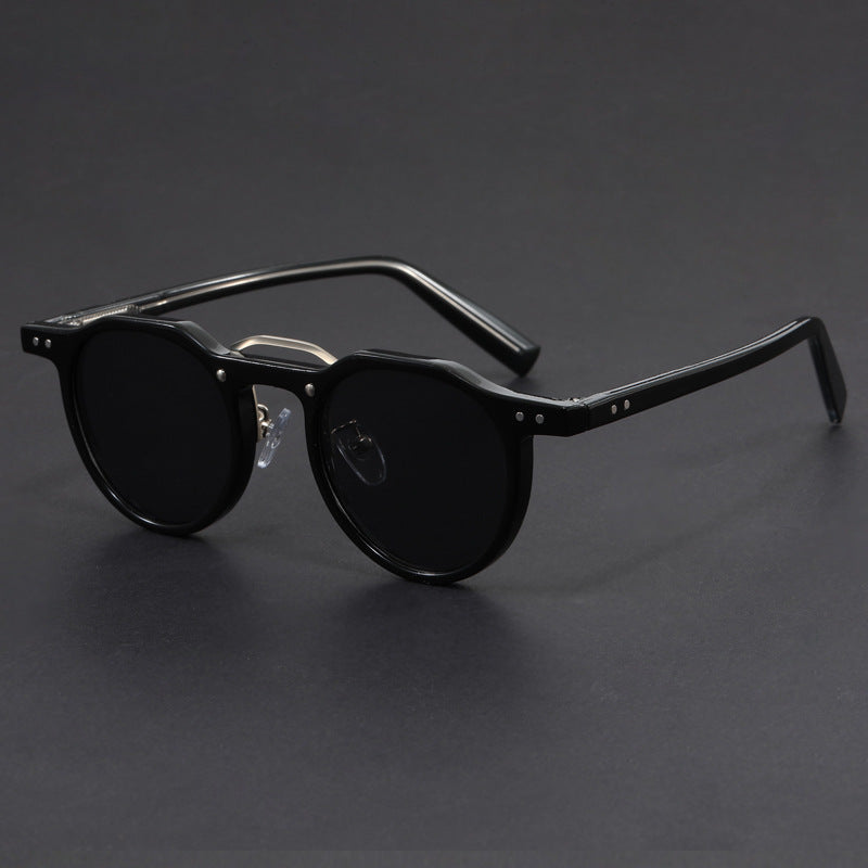 Eloro – Venture Sunglasses with UV400 Protection and Angular Frame