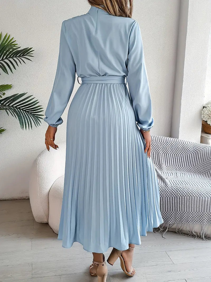 Eloro – Pleated Midi Dress with Belted Waist and Long Sleeves