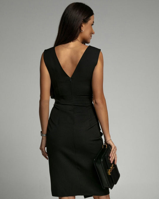 Eloro – V-Neck Midi Dress with Tailored Fit